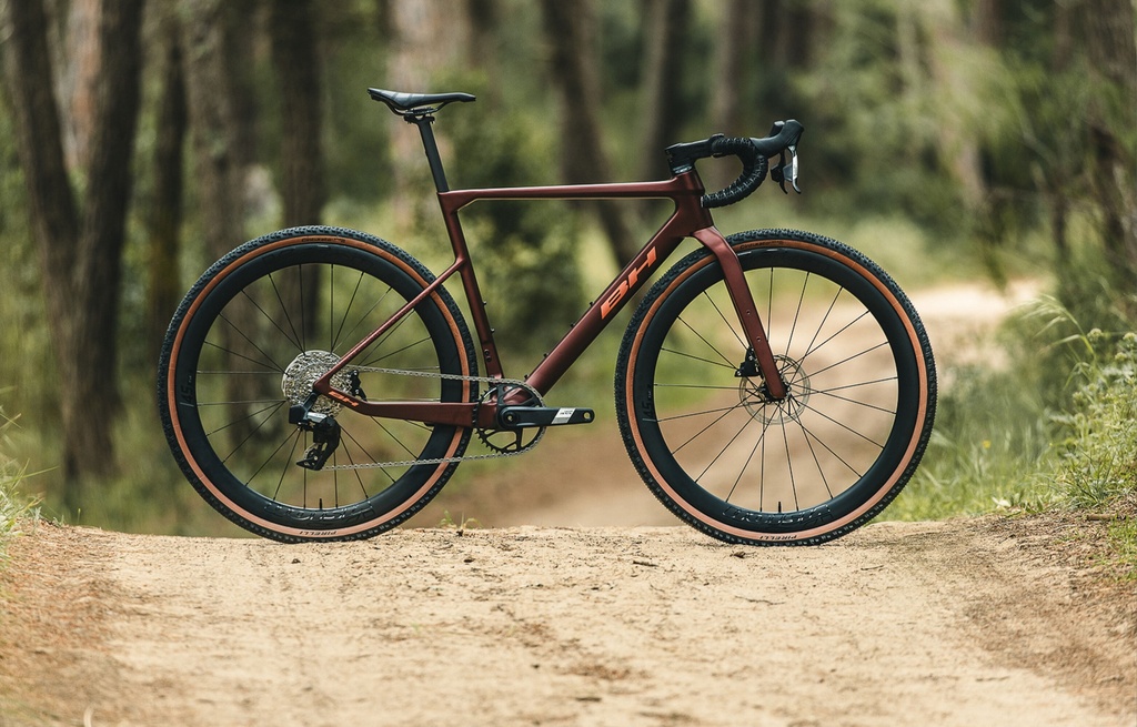 GRAVELX R 3.5 (4)