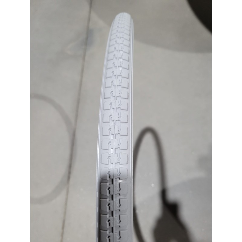 CUBIERTA 24X 1 3/8 MACIZO GRIS (1)