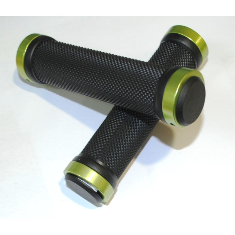 PAR PUÑOS NEGRO PUNTAS DE ALUMINIO C/TORNILLO (1)