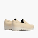 Mocasín Mujer Cuña Baja Beige (3)