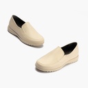 Mocasín Mujer Cuña Baja Beige (1)