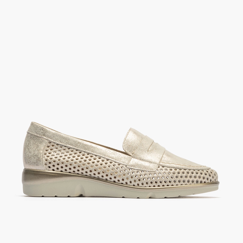 Mocasin mujer con con picados en piel fantasía ORO (1)