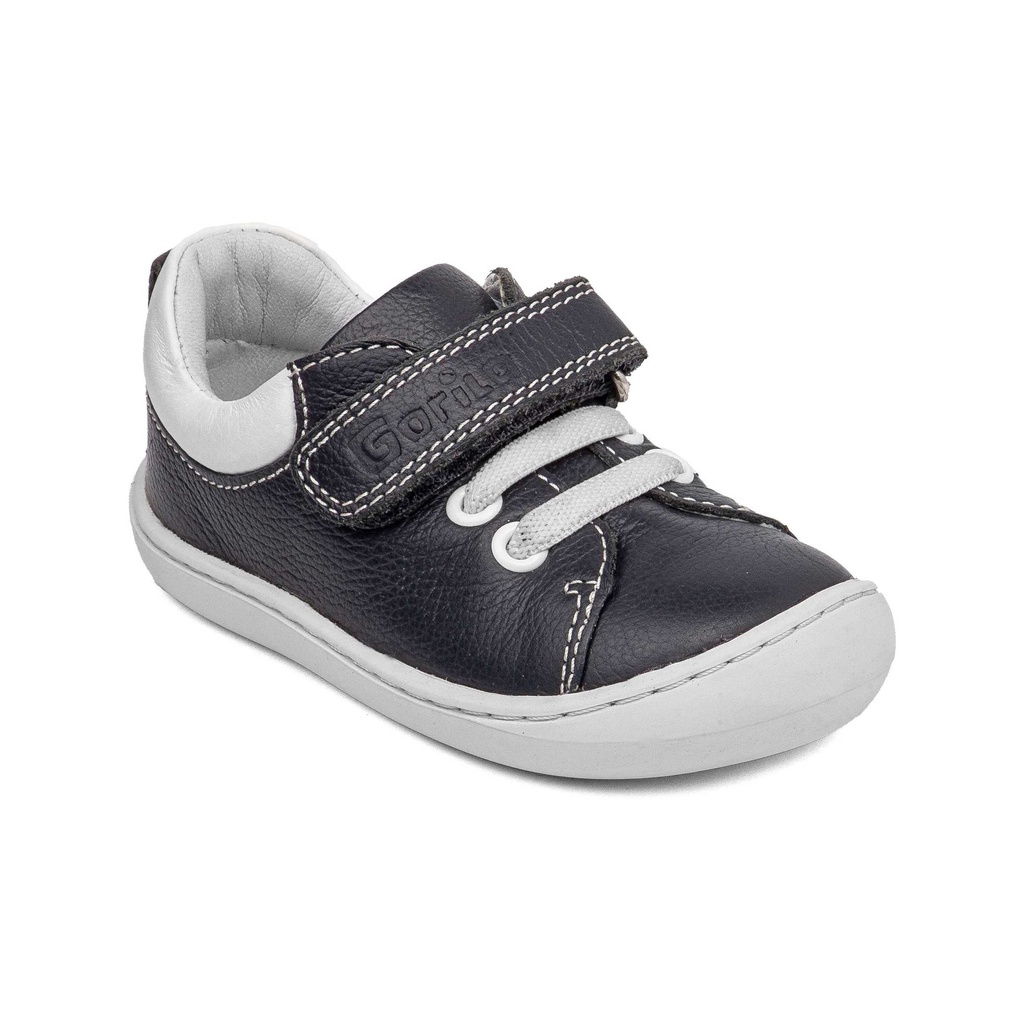 75900 | Oinak Barefoot Azul Blanco 75900 | Oinak Barefoot Azul Blanco GORILA RESPETUOSO ZAPATOS BAREFOOT PARA PEQUES, ¡AVENTURAS GIGANTES! FAVORECE EL DESARROLLO DEL PIE GORILA (1)