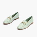 Mocasin plano con adorno metal mujer en piel charol TURQUESA (1)