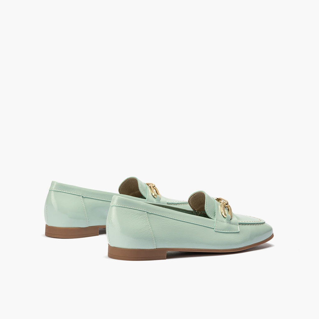 Mocasin plano con adorno metal mujer en piel charol TURQUESA (3)