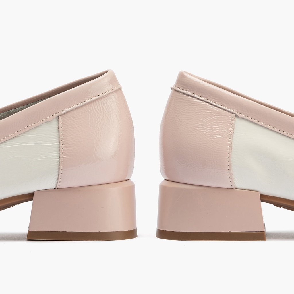Mocasin con adorno metal mujer en piel charol ROSA (4)