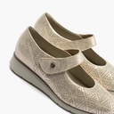 Zapato mercedes plano ancho especial con acabado brillante y suave Oro (2)