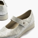 Zapato mercedes plano ancho especial con acabado brillante y suave Plata (1)