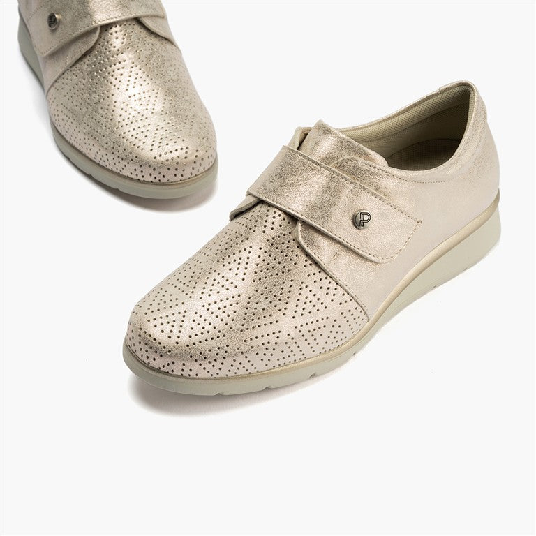Zapato plano ancho especial con velcro en piel napa fantasía Oro (1)