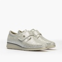 Zapato plano ancho especial con velcro en piel napa fantasía Plata (3)