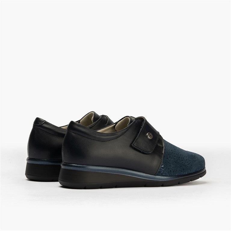 Zapato anchos especial con velcro en lycra y piel napa Marino (4)