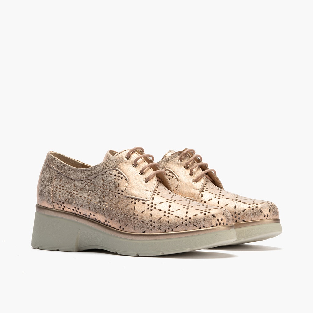 Blucher con cordones, cuña y piel fantasía Nude (1)
