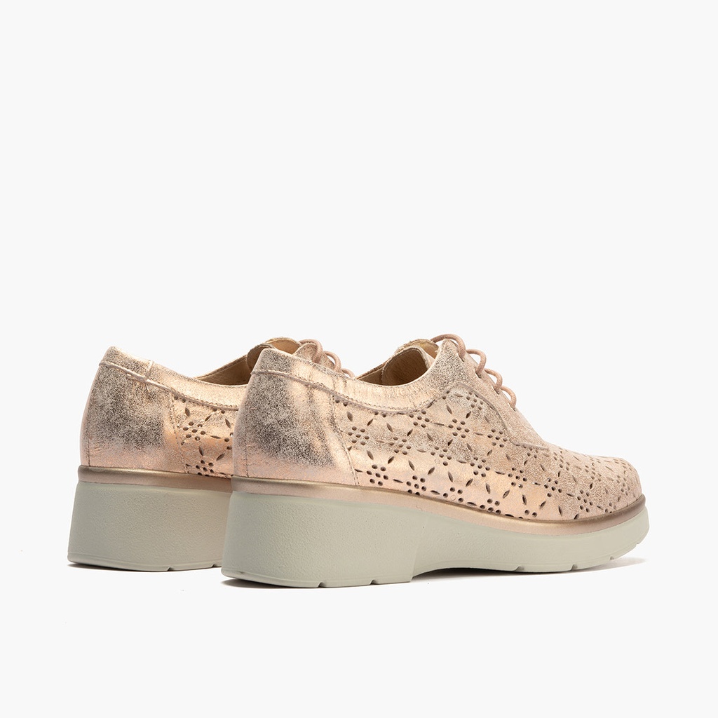 Blucher con cordones, cuña y piel fantasía Nude (2)