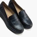Mocasín plano con antifaz en piel napa fantasía y piel napa con acabados metalizados Marin (1)