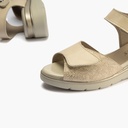 Sandalia cuña con velcros en piel fantasía y piel napa Crema (4)