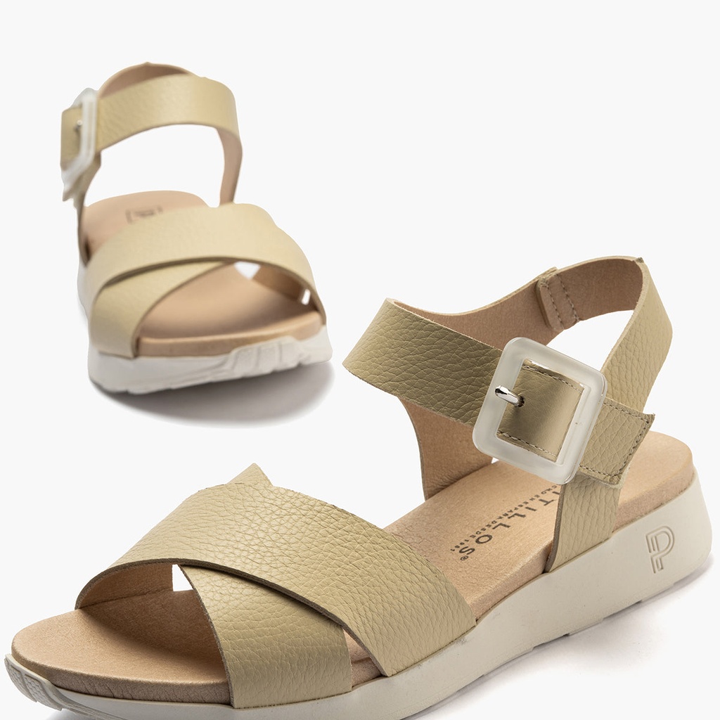 Sandalia deportiva con cruzados y pulsera Crema (3)