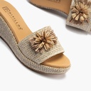 Sandalia zueco de rafia con cuña baja Natural (4)