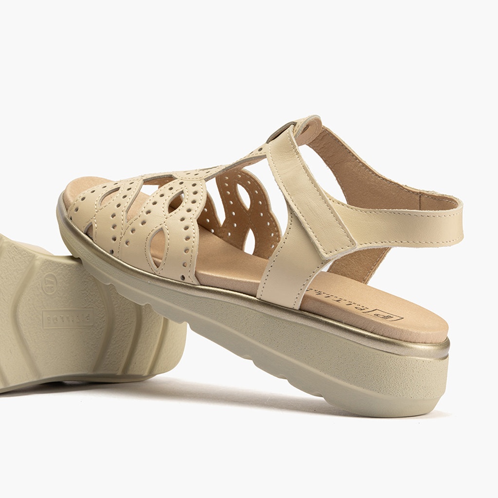 Sandalia plana para mujer en piel napa con tiras cruzadas Crema (4)