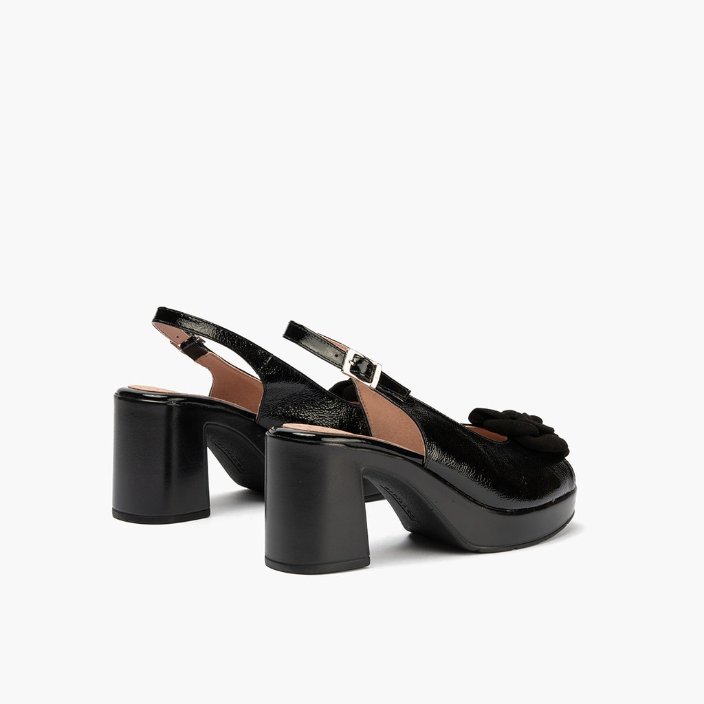 Zapato de salón con tacón plataforma y detalle floral Negro (3)