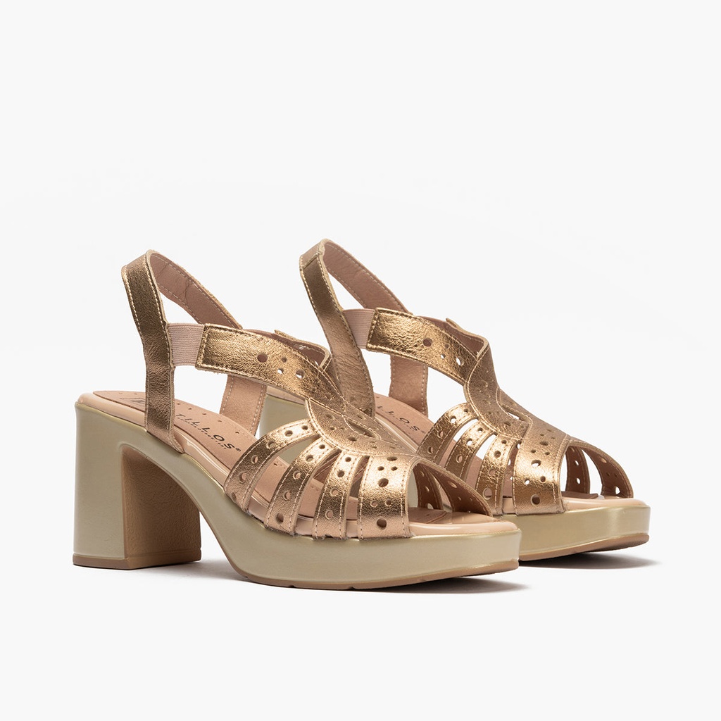 Zapato de salón con tacón plataforma y detalles metalizados Nude (2)