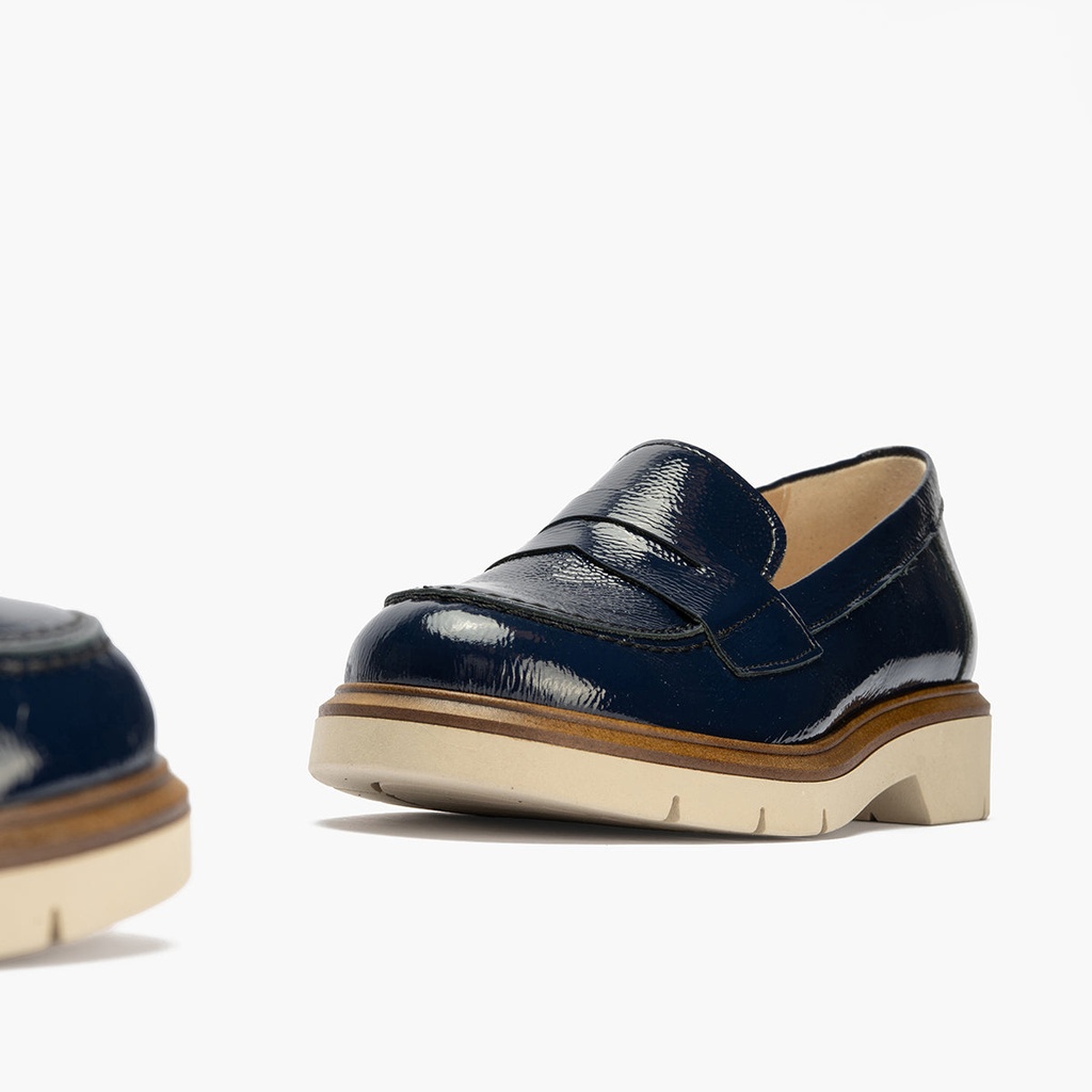 Mocasin mujer en piel charol MARINO (2)