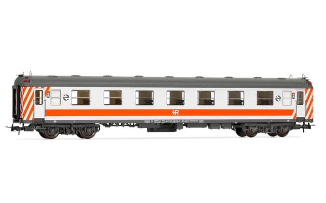 RENFE, coche B7r-6200, decoración “Regionales”, ép. V (1)