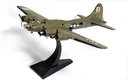 B-17F Flying Fortress 'Royal Flush' - 8th Air Force - Lt Robert "Rosie" Rosenthal (1)