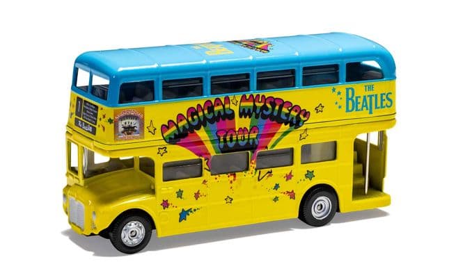 The Beatles London Bus - Magical Mystery Tour (1)