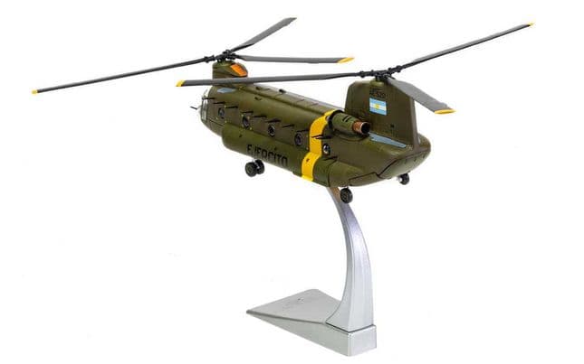 Boeing CH-47C Chinook ‚Äì Argentine Army ‚Äì Captured by British Army (4)