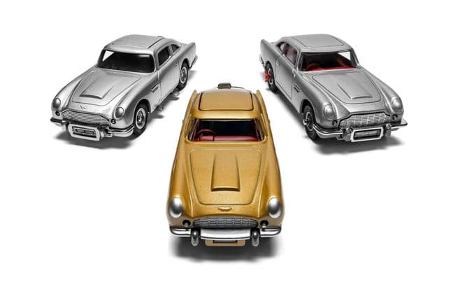 Corgi Toys - James Bond Aston Martin DB5 Classic Collection (4)
