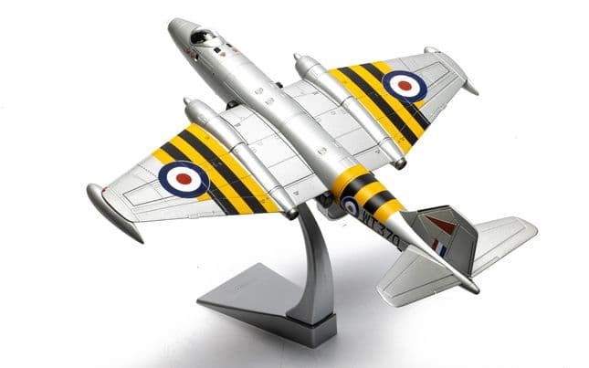 English Electric Canberra B.6 WT370 -Wg. Cdr. Paul Mallorie (2)