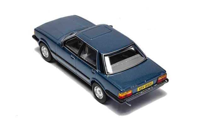 Ford Cortina Mk5 2.3 Ghia - Titan Blue (5)