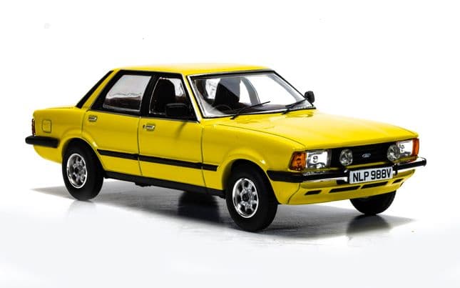 Ford Cortina Mk5 2.0 GLS, Signal Yellow (2)