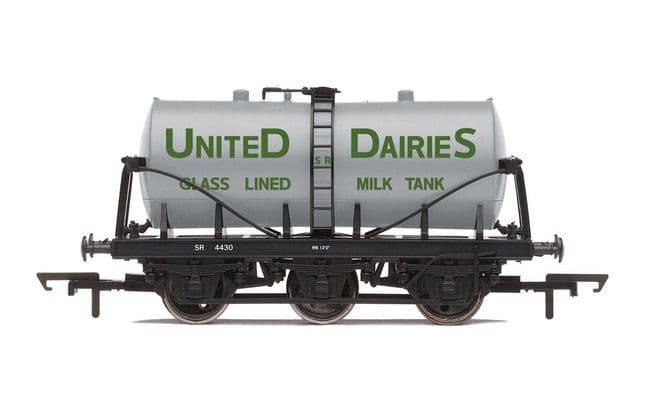 14T Tank Wagon, United Daries - Era 3 (1)