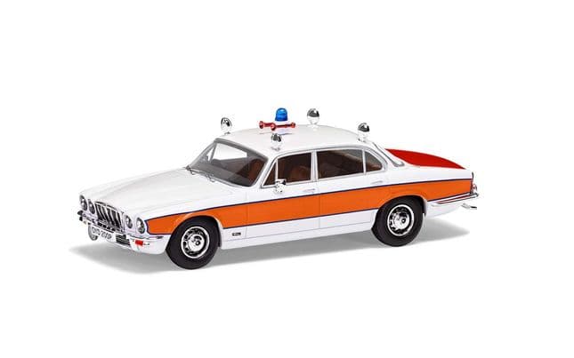 Jaguar XJ6 Series 2 4.2-litre, Avon & Somerset Constabulary (1)