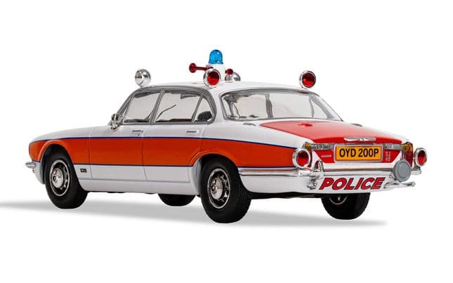 Jaguar XJ6 Series 2 4.2-litre, Avon & Somerset Constabulary (3)