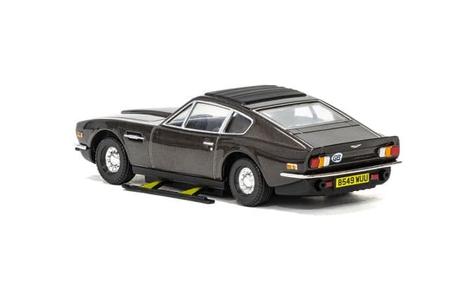 James Bond Aston Martin V8 Vantage Volante'The Living Daylights' (5)