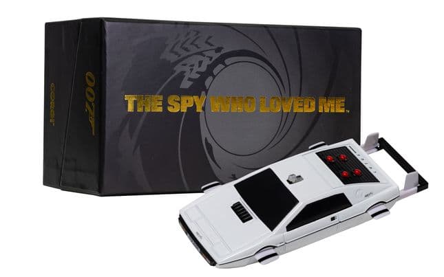 Lotus Esprit Submarine - James Bond 'The Spy Who Loved Me' (6)