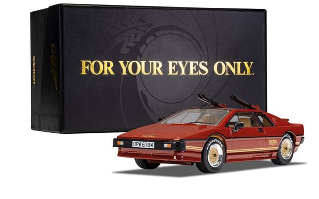 James Bond Lotus Esprit Turbo 'For Your Eyes Only' (2)