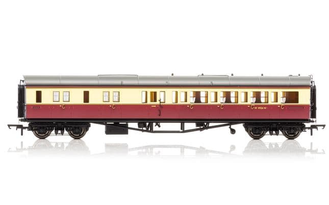 BR, Collett 'Bow-Ended' Corridor Brake Third (Left Hand), W4926W - Era 4 (1)