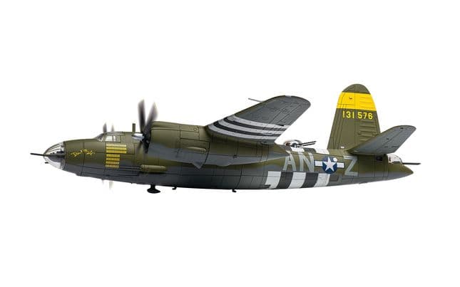 Martin B-26B Marauder 'Dinah Might‚Äô - 553rd / 368th BG USSAF - Mjr David Dewhurst (3)