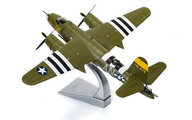 Martin B-26B Marauder 'Dinah Might‚Äô - 553rd / 368th BG USSAF - Mjr David Dewhurst (5)