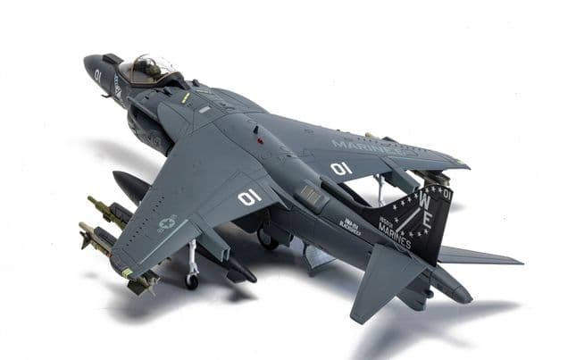 McDonnell Douglas AV-8B Harrier II Plus - 165001/01 - VMA-214 'Black Sheep' (5)