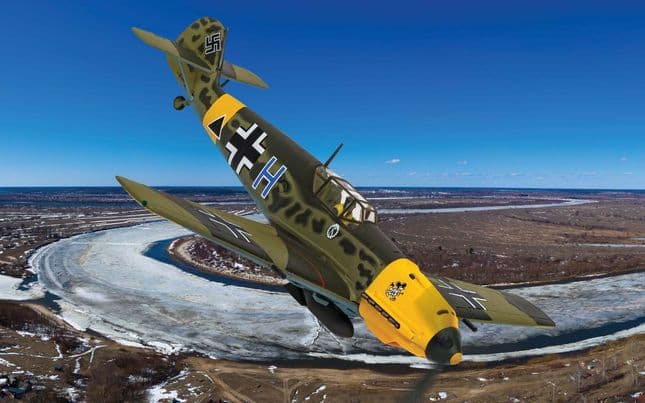 Messerschmitt Bf 109E-7/B Blue H Triangle, II (1)