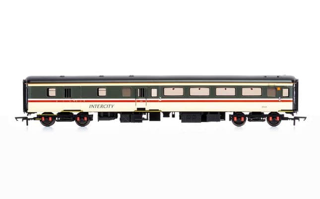 BR InterCity, Mk2F Brake Second Open, 9533 - Era 8 (1)