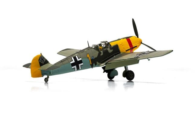 Messerschmitt Me109E-4/B 'Yellow 1' - Oberleutnant Walter Rupp (Battle of Britain 85) (5)