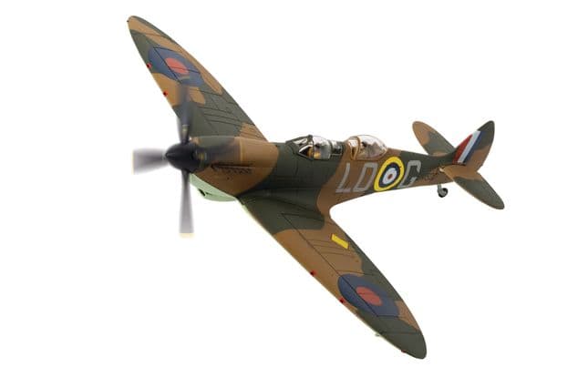 Supermarine Spitfire T9 - SM520 - Spitfires.com - Goodwood Aerodrome (6)