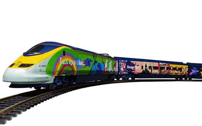 Eurostar 'Yellow Submarine' Train Set (3)