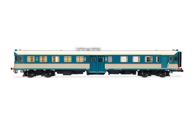 FS, set di 2 unità ALn 668 serie 1200 (doppia porta centrale, marmitte sul tetto), livrea d'origine con finestrini frontali piani (2)