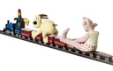 Wallace & Gromit - The Wrong Trousers - Feathers McGraw & Locomotive (3)